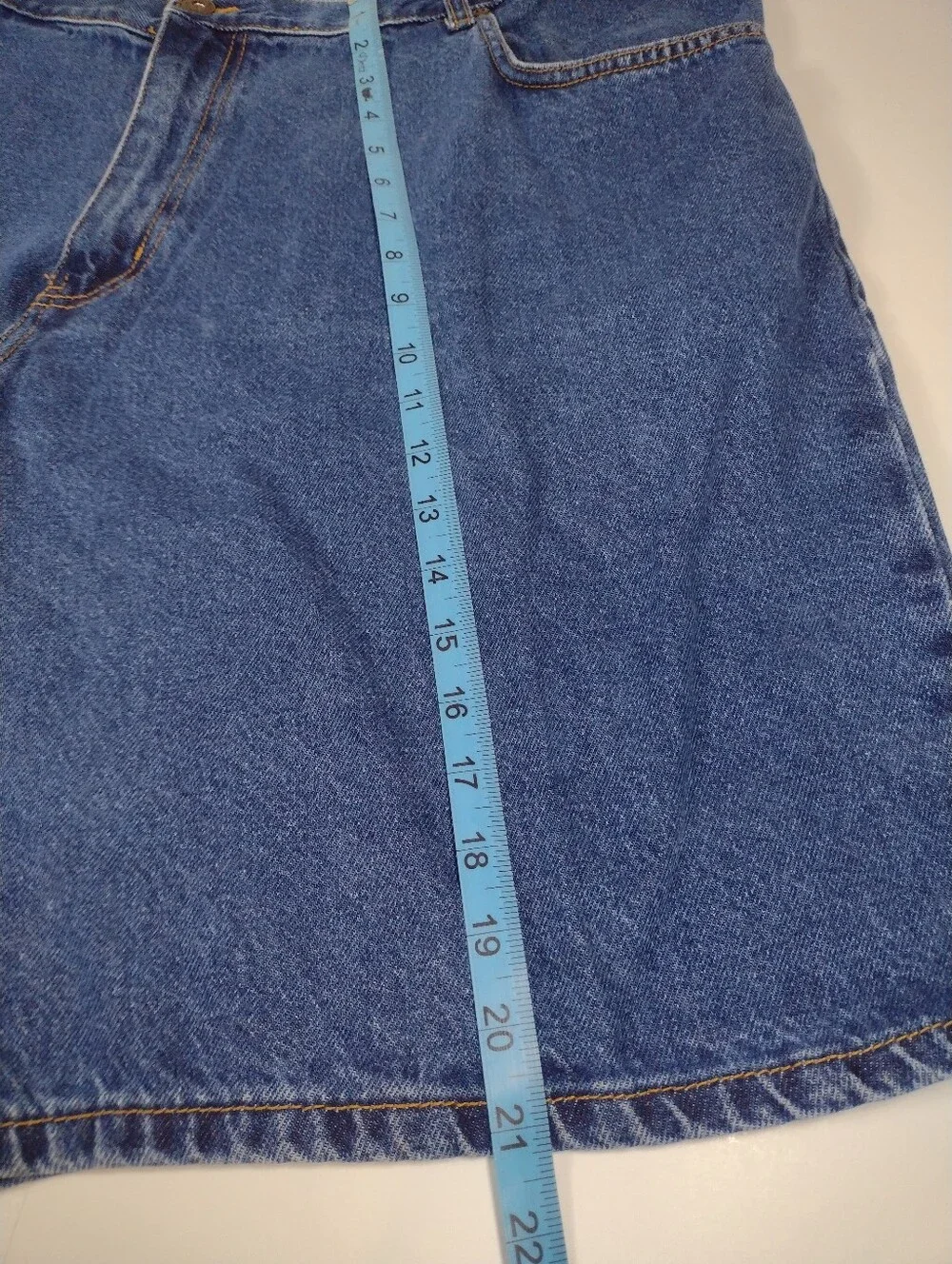 Faded Glory Men's jeans Dark Blue Denim Shorts. (46)